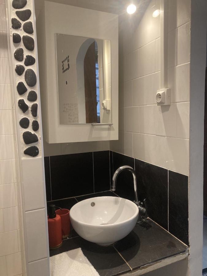 La Charité-sur-Loire Le Patio De Xenia B&B 외부 사진