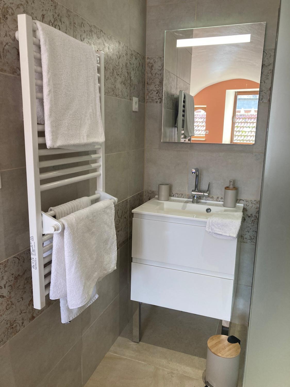La Charité-sur-Loire Le Patio De Xenia B&B 외부 사진